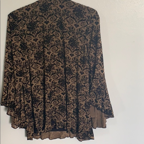 3/4 sleeve shirt, beige - Picture 2 of 4